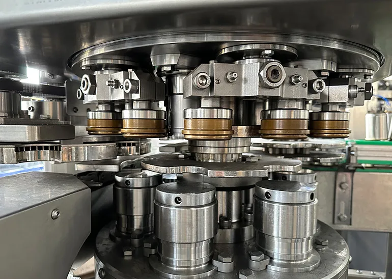 Aluminum Can Filling Machine for Beer, Carbonated Soft Drinks and Soda Water