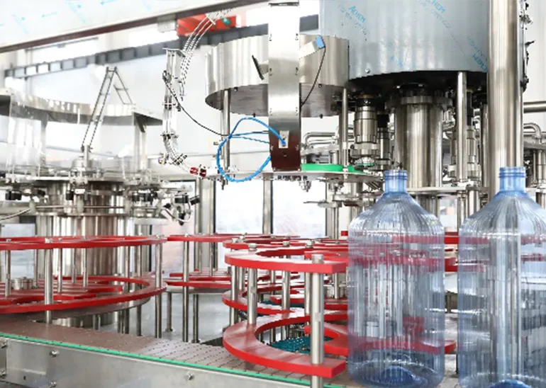 How Semi-Automatic Fillers Benefit Small Beverage Manufacturers