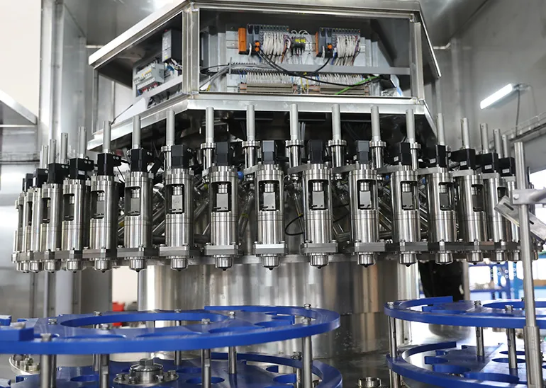Blow-fill-cap Combibloc for Still Water