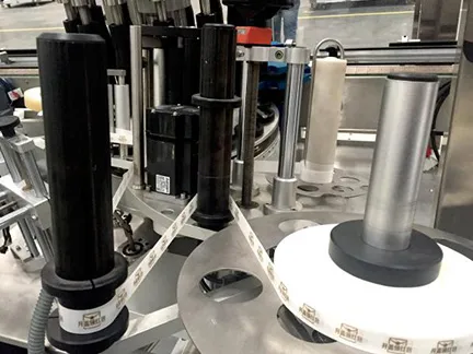 Rotary Sticker Labeling Machine