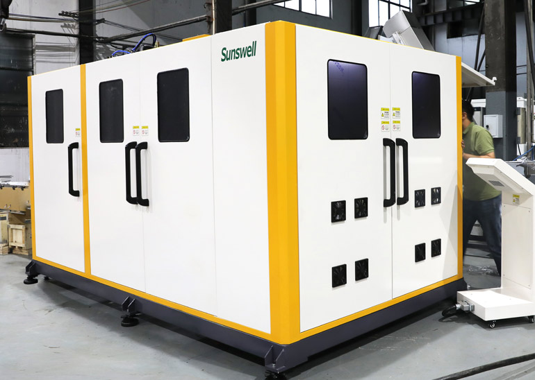 linear blow molding machine