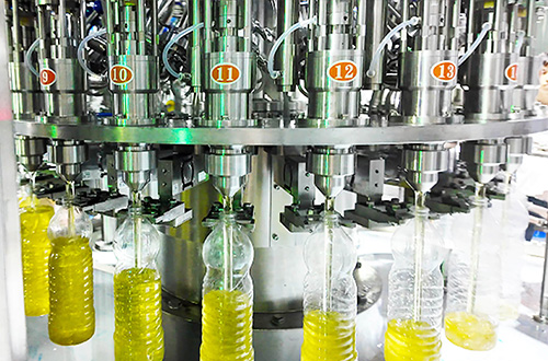 7,000BPH 1L Load-cell Volumetric Filling Machine to Russia for Edible oil