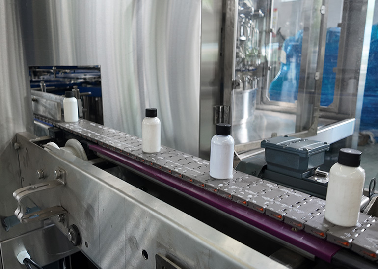 12000BPH 2oz Bottling Line for Shot